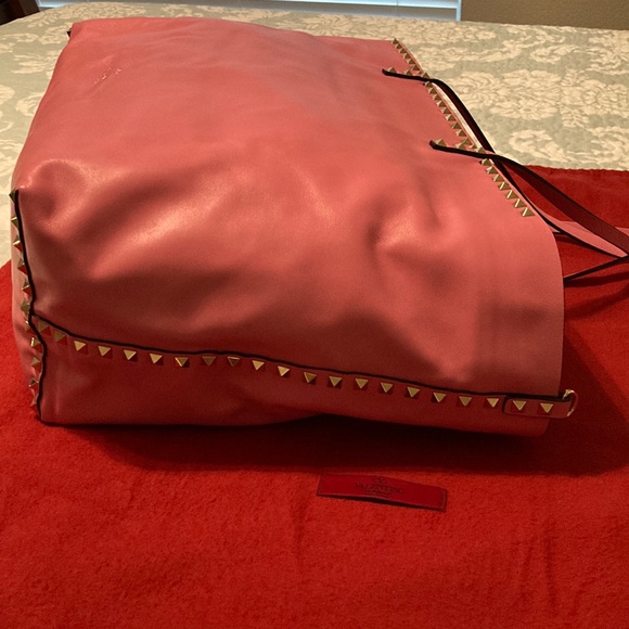 Valentino Garavani Tote - Picture 5 of 11